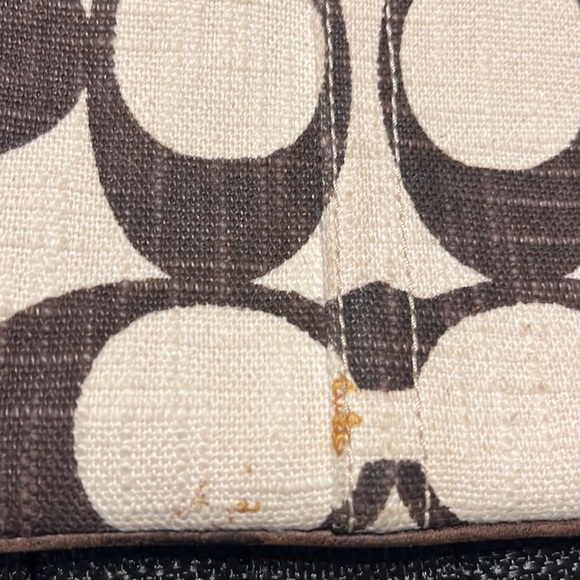 Coach wristlet. Brown and white canvas. - Picture 4 of 4